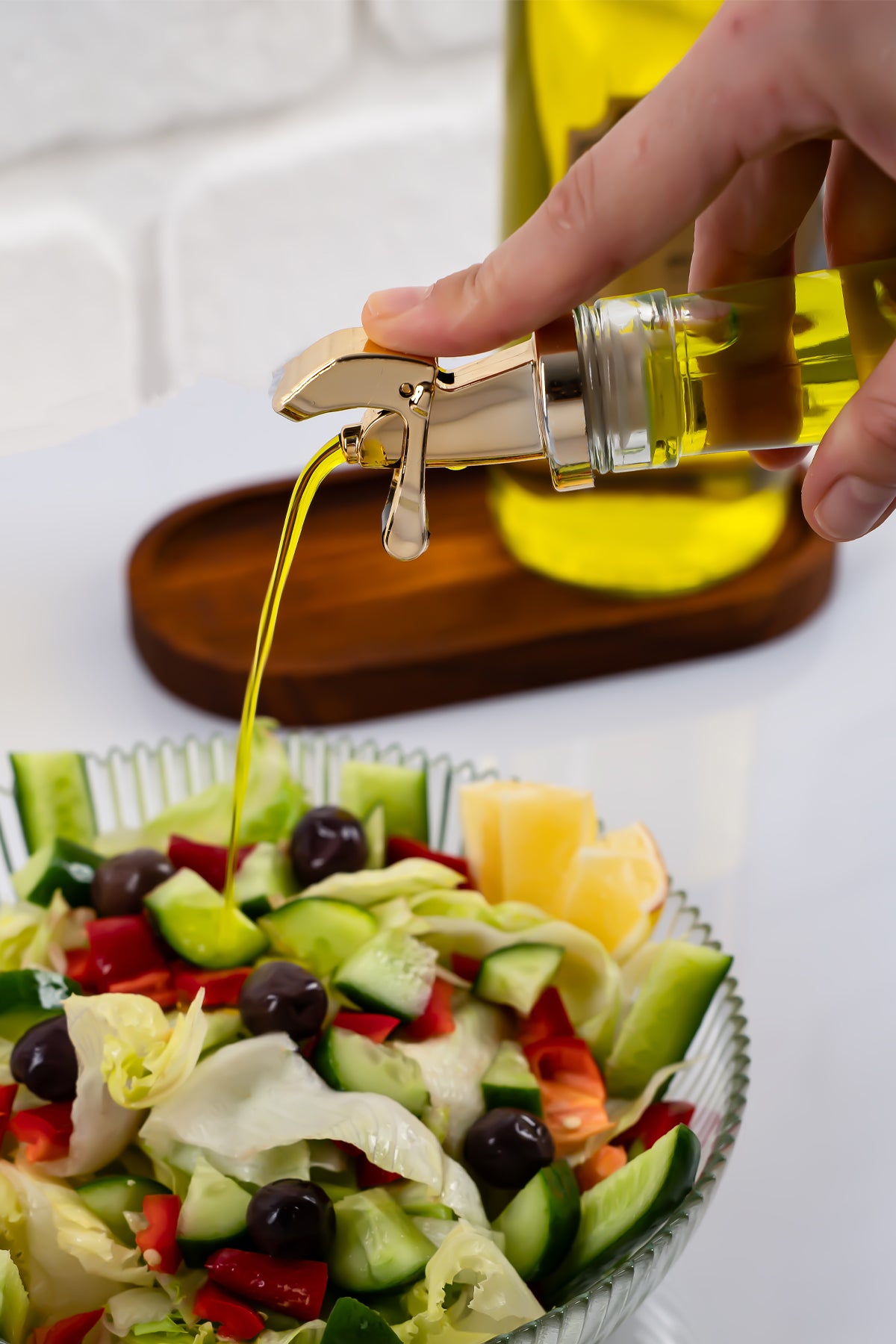 Moss 2'li Ahşap Standlı Damlatmaz Zeytinyağı Sıvıyağ Şişesi Cam Yağdanlık Seti